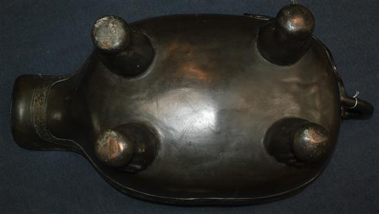 A large Chinese bronze pouring vessel, Yi, 17th / 18th century, length 74.5cm